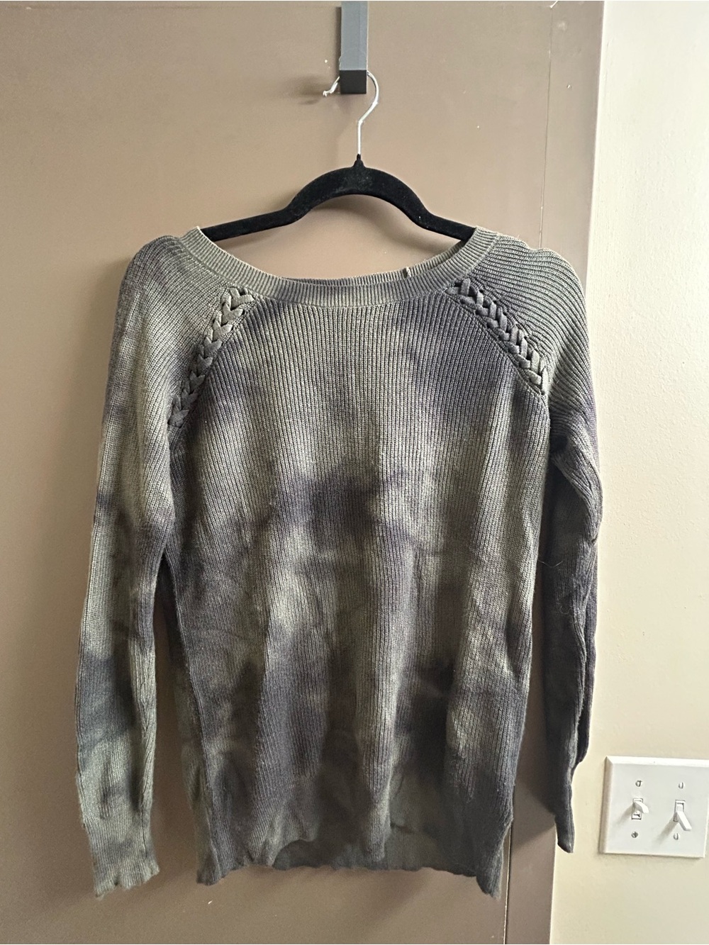 American Eagle Outfitters Dark Green Sweater